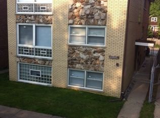 13937 S School St #1, Riverdale, IL 60827