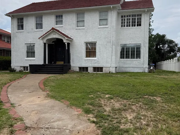 1002 W Wabash Ave, Enid, OK 73703