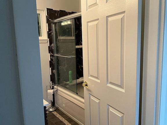 5th image of 1528 Joiner Rd