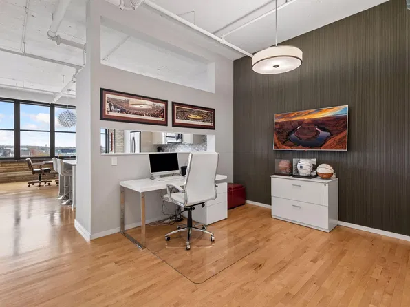 290 Market St Unit 502, Minneapolis, MN 55405