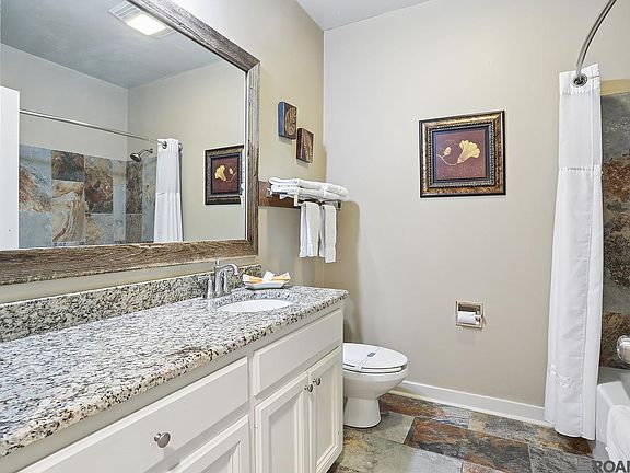 4th image of 5903 Magnolia Ln Unit 28