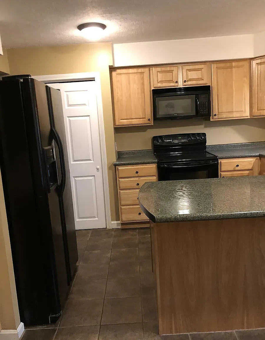 3 bed, 1.5 bath, $2,795 — Photo 1