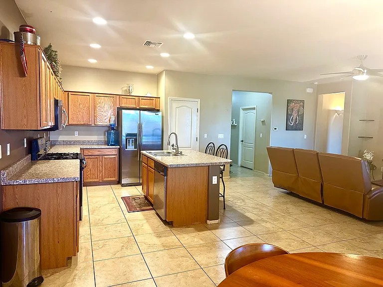 1145 E Madera Grove Ln — Photo 12