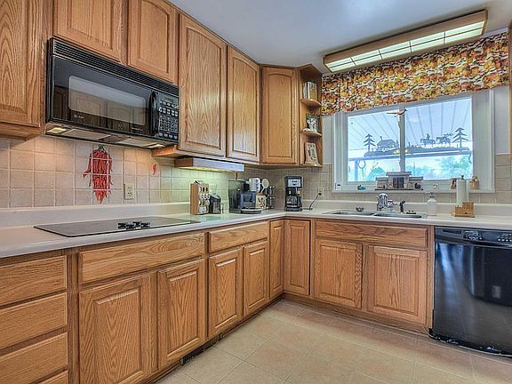 5th image of 4931 Kathryn Cir SE
