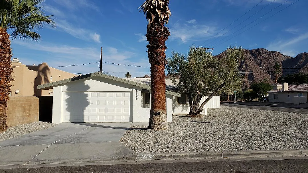 3 bed, 1216 sqft, $2,895 — Photo 2