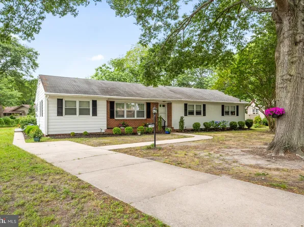 1220 Orchard Cir, Salisbury, MD 21801