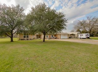 1517 Bluebonnet Dr, College Station, TX 77845