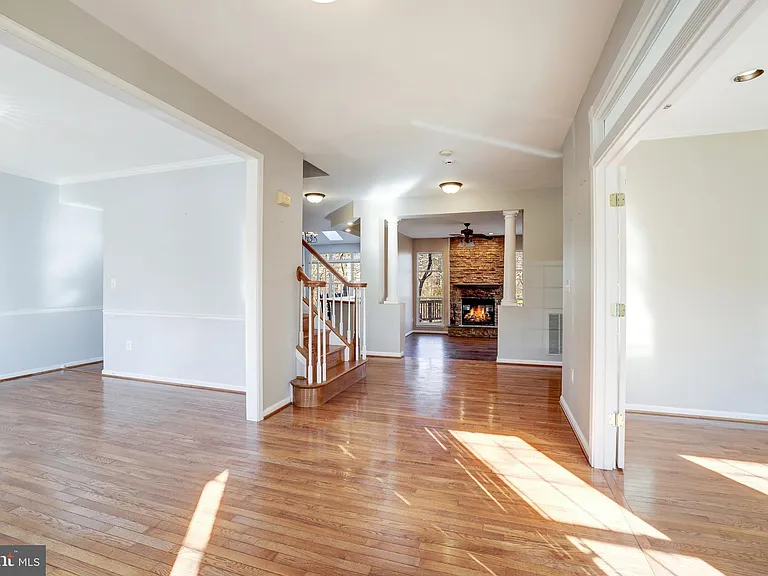 43258 Meadowood Ct — Photo 6