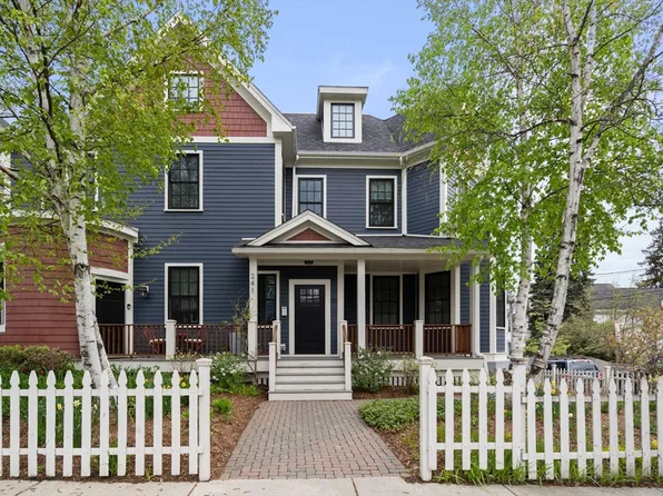 241 School St APT 2, Somerville, MA 02145