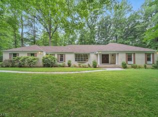 15 Stockade Rd, Warren, NJ 07059