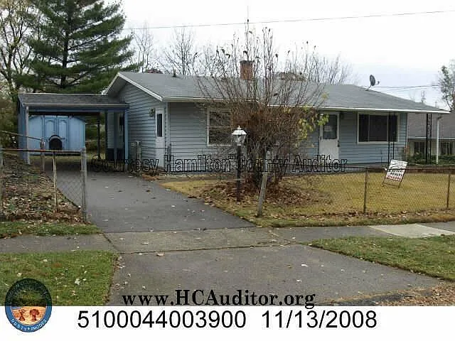 2482 Schon Dr photo 1