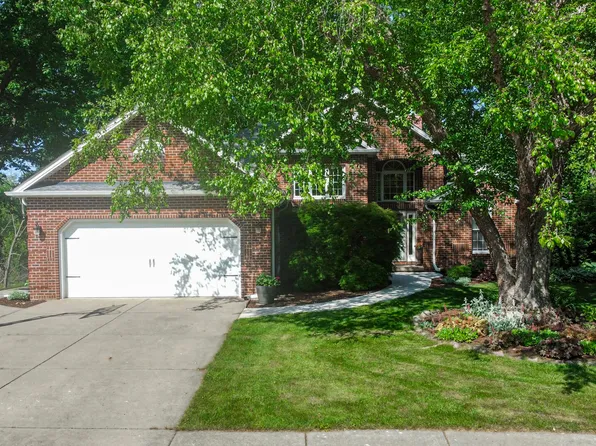 2400 E 9th Pl, Hobart, IN 46342