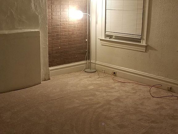 3rd image of 2910 S Compton Ave Floor 1