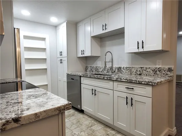 20702 El Toro Rd APT 119, Lake Forest, CA 92630