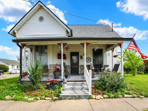 712 Webster Ave, Shelbyville, IN 46176