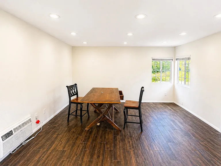 10028 Del Dios Hwy #B — Photo 10