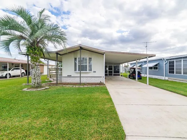 36708 Dina Dr, Zephyrhills, FL 33542