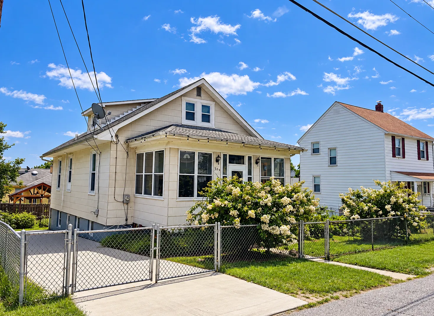 4 bed, 1868 sqft, $2,600 — Photo 1