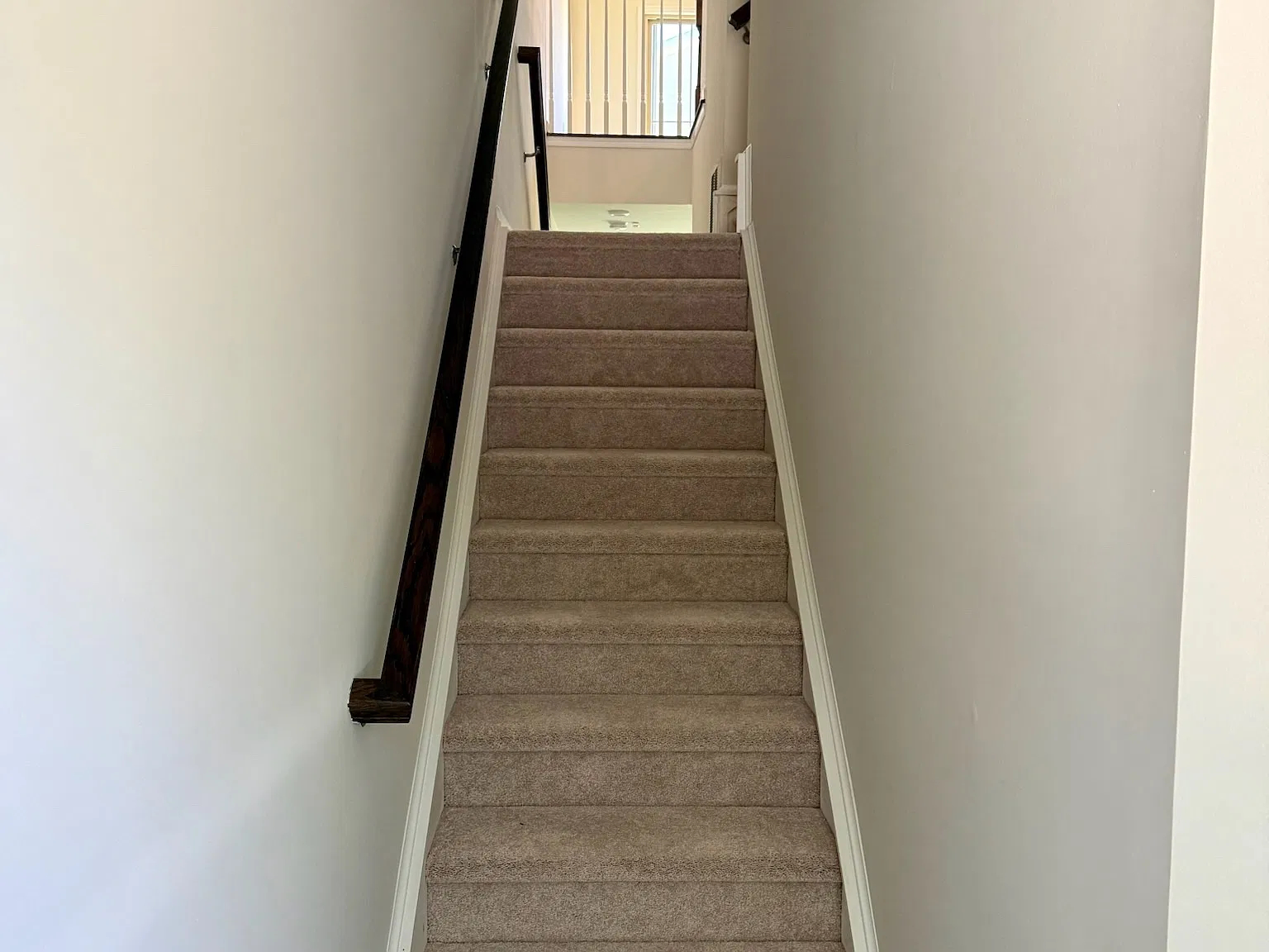 3 bed, 3.5 bath, 2376 sqft, $2,150 — Photo 4