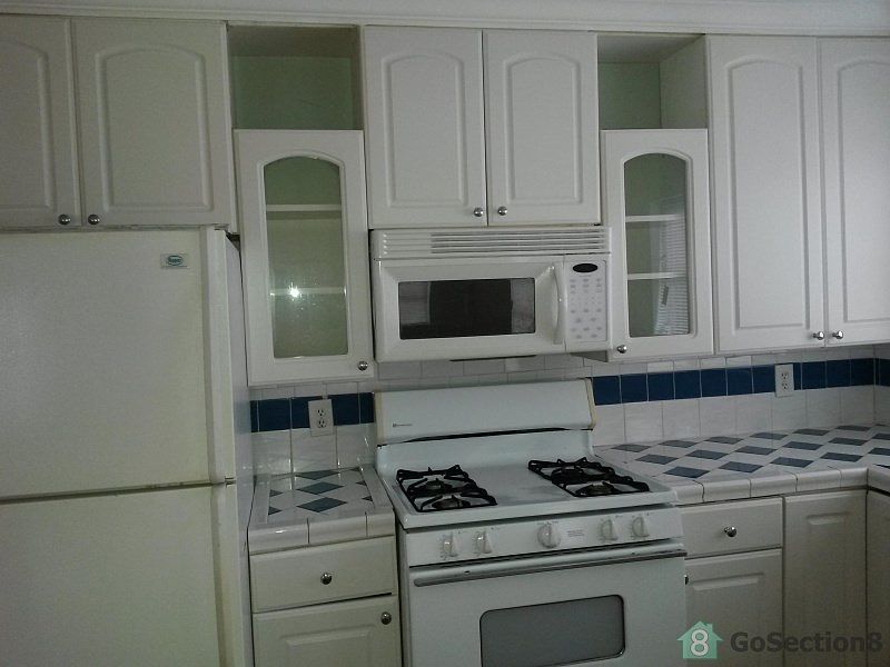 2nd image of 924 32nd St