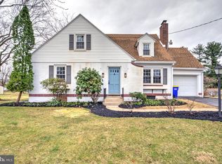 2333 Loucks Rd, York, PA 17408