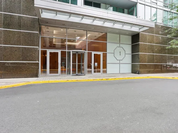 1 Shore Ln APT 1703, Jersey City, NJ 07310