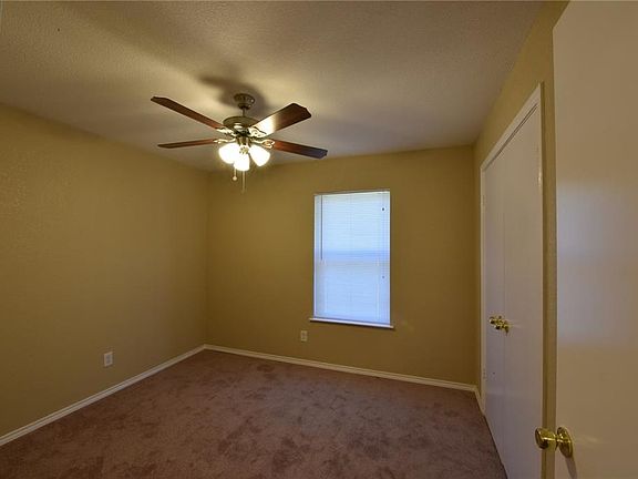 3rd image of 200 Audra Ave