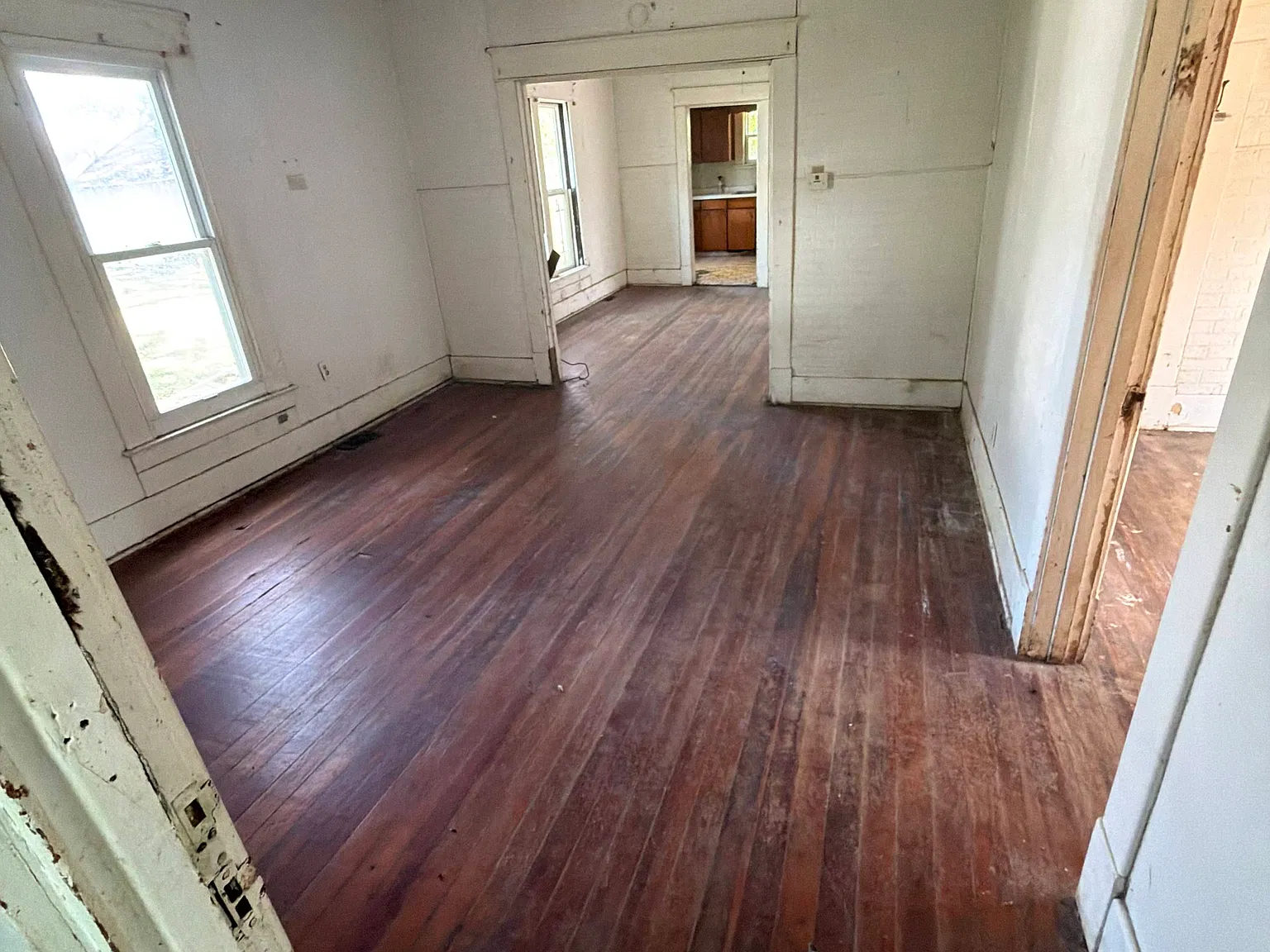 2 bed, 963 sqft, $575 — Photo 4