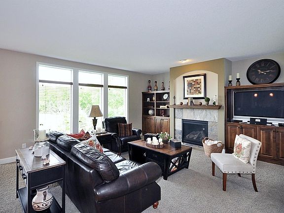 Spacious living room with gas fireplace
