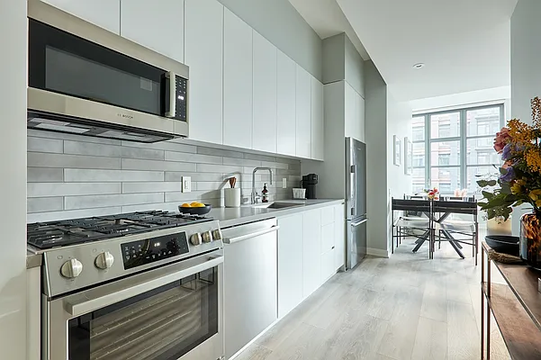 Rented by Greystar | media 57