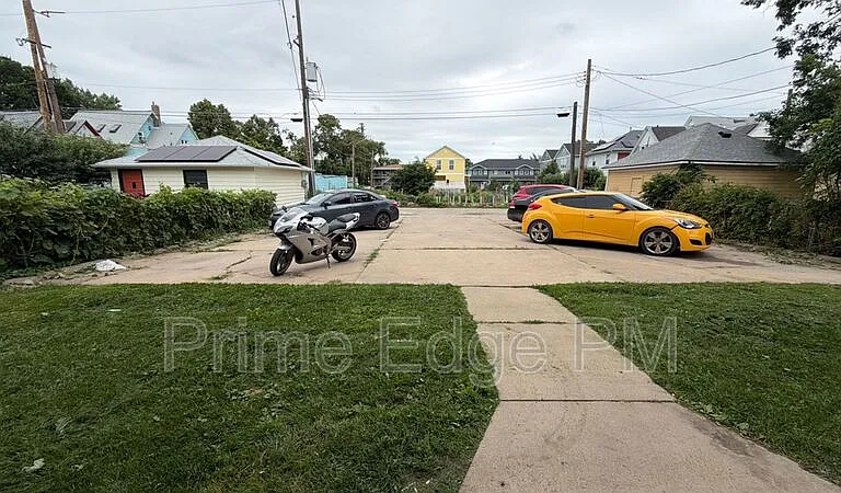 2532 T St #1 — Photo 24