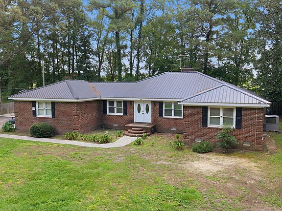 2nd image of 2453 Pennant Drive