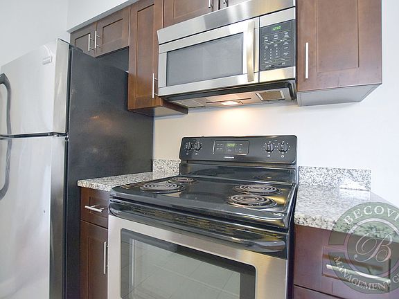 5th image of 7545 N Winchester Ave #18769245