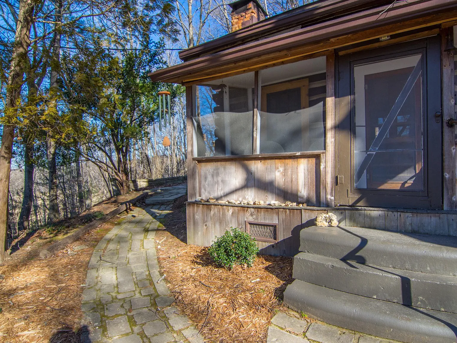 2 bed, 1100 sqft, $2,000 — Photo 2