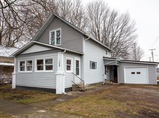 108 W Williams St, Argos, IN 46501