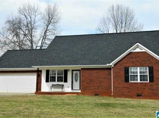 304 Andrew Dr, Weaver, AL 36277