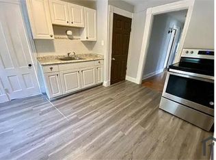 247 Collins St #3, Hartford, CT 06105