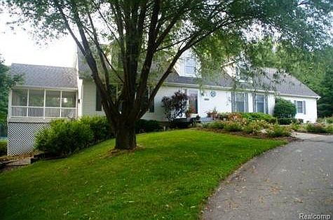 1st image of 8857 Pleasantview