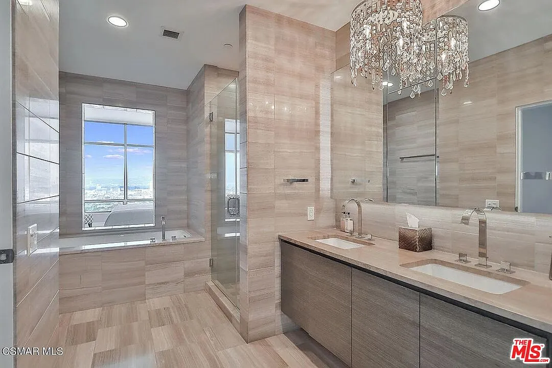 2 bed, 2.5 bath, 1790 sqft, $8,500 — Photo 4