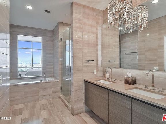 4th image of 900 W Olympic Blvd Unit 34D
