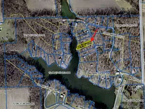 15745 N Lakeshore Dr, Martinsville, IL 62442