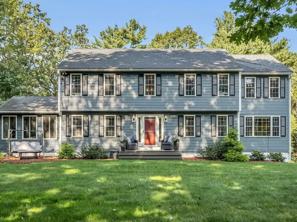 1205 Elm St, Leominster, MA 01453