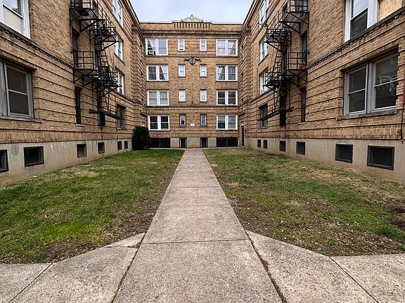 2nd image of 3547 Harvey Ave #2116
