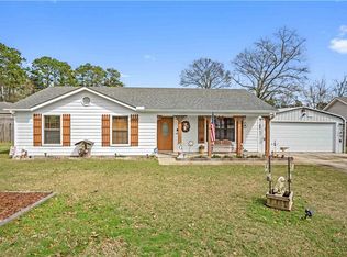 6425 McAdams Dr E, Theodore, AL 36582