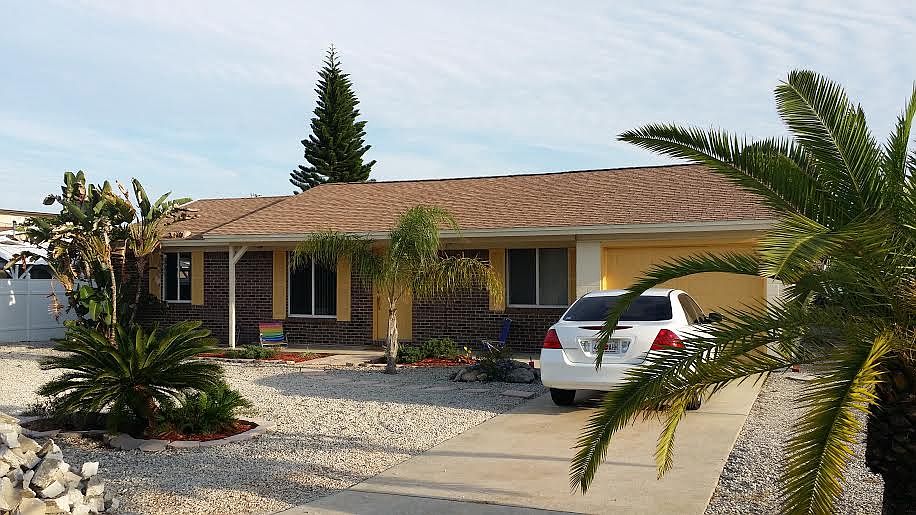 1st image of 833 E 27th Ave