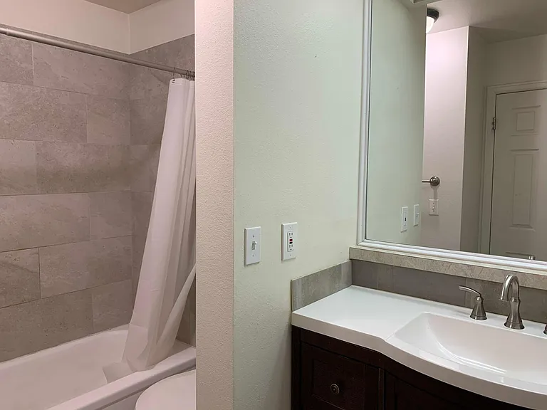 812 City Park Ave #101 — Photo 10