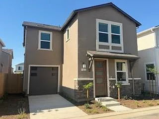 6575 E Cresthaven Dr Photo 1