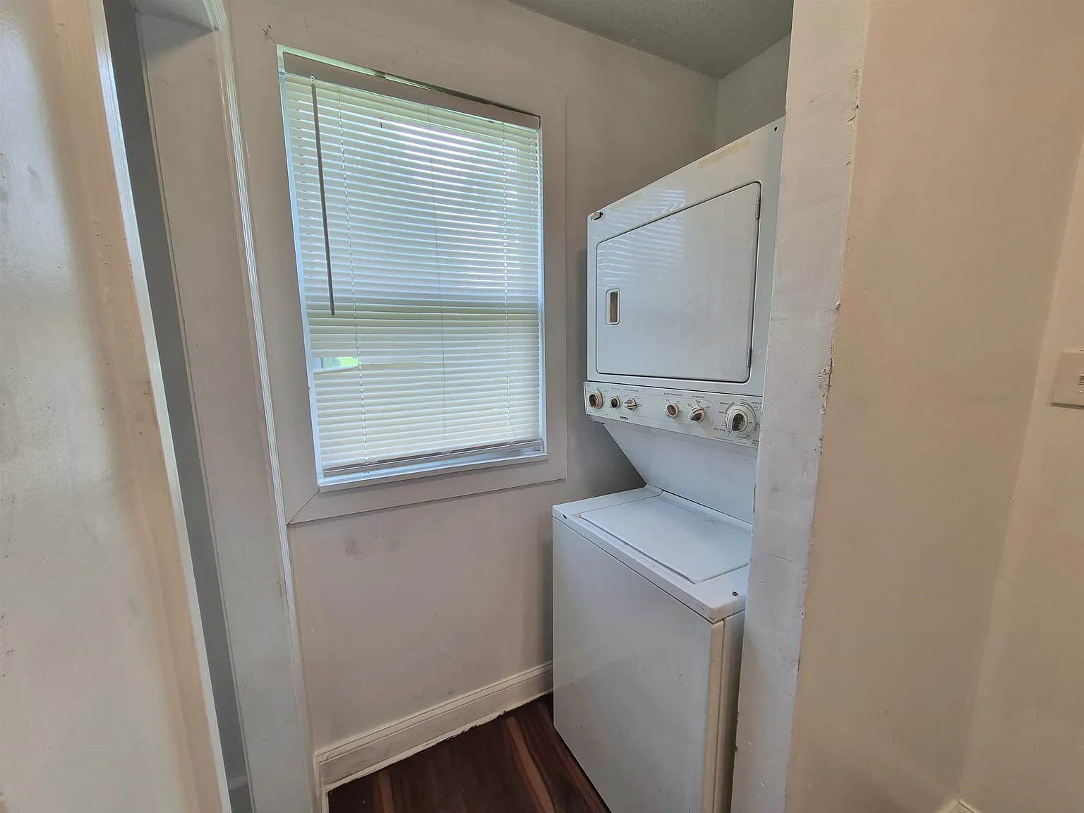 1 bed, 1.0 bath, 1118 sqft, $875 — Photo 4