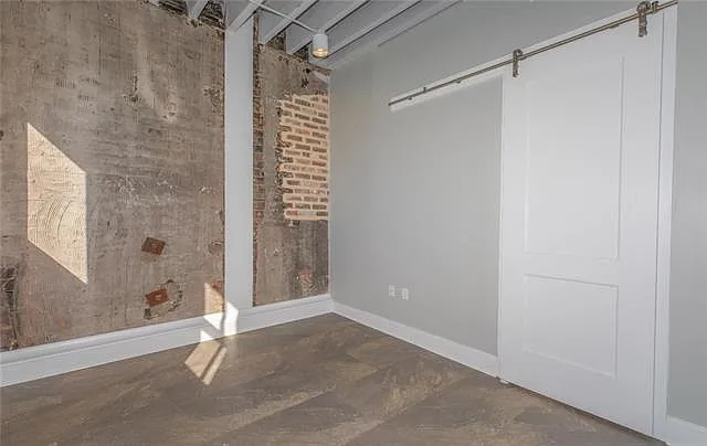 818 Howard Ave #402 — Photo 7