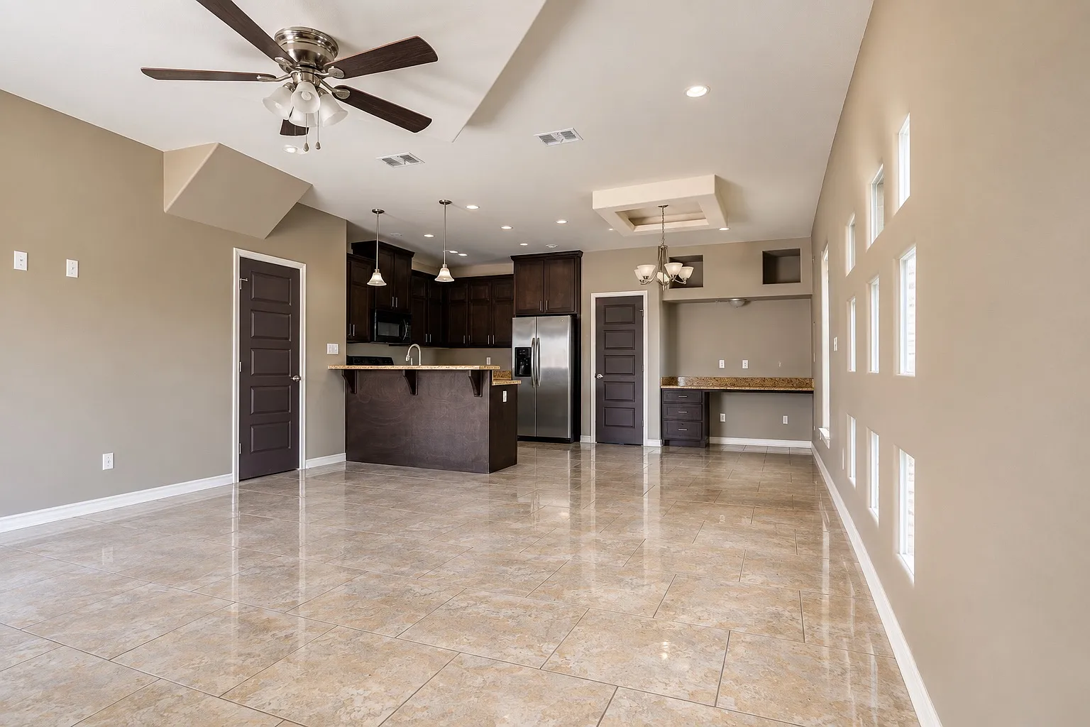 2 bed, 2.5 bath, 1248 sqft, $1,300 — Photo 2